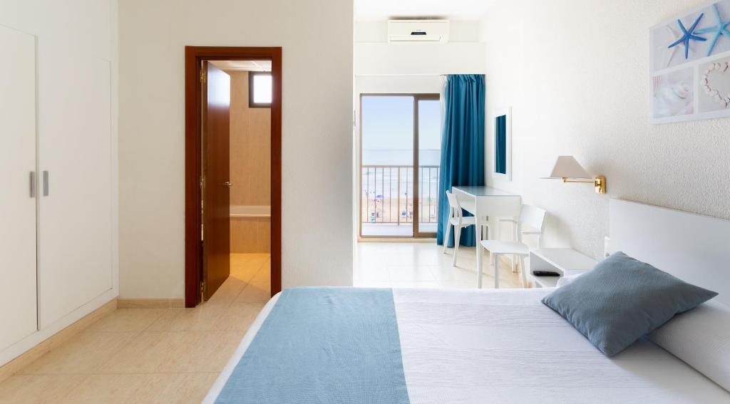 Habitación Doble con vistas al mar 9